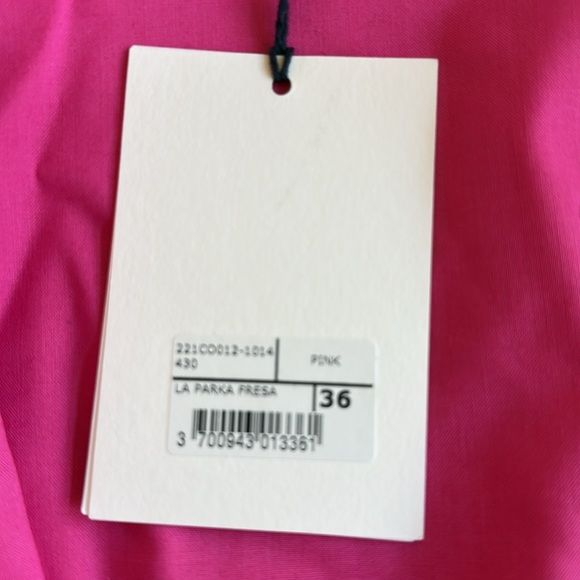 100% AUTHENTIC JACQUEMUS 'LA PARKA FRESA' CROPPED JACKET - Picture 5 of 14